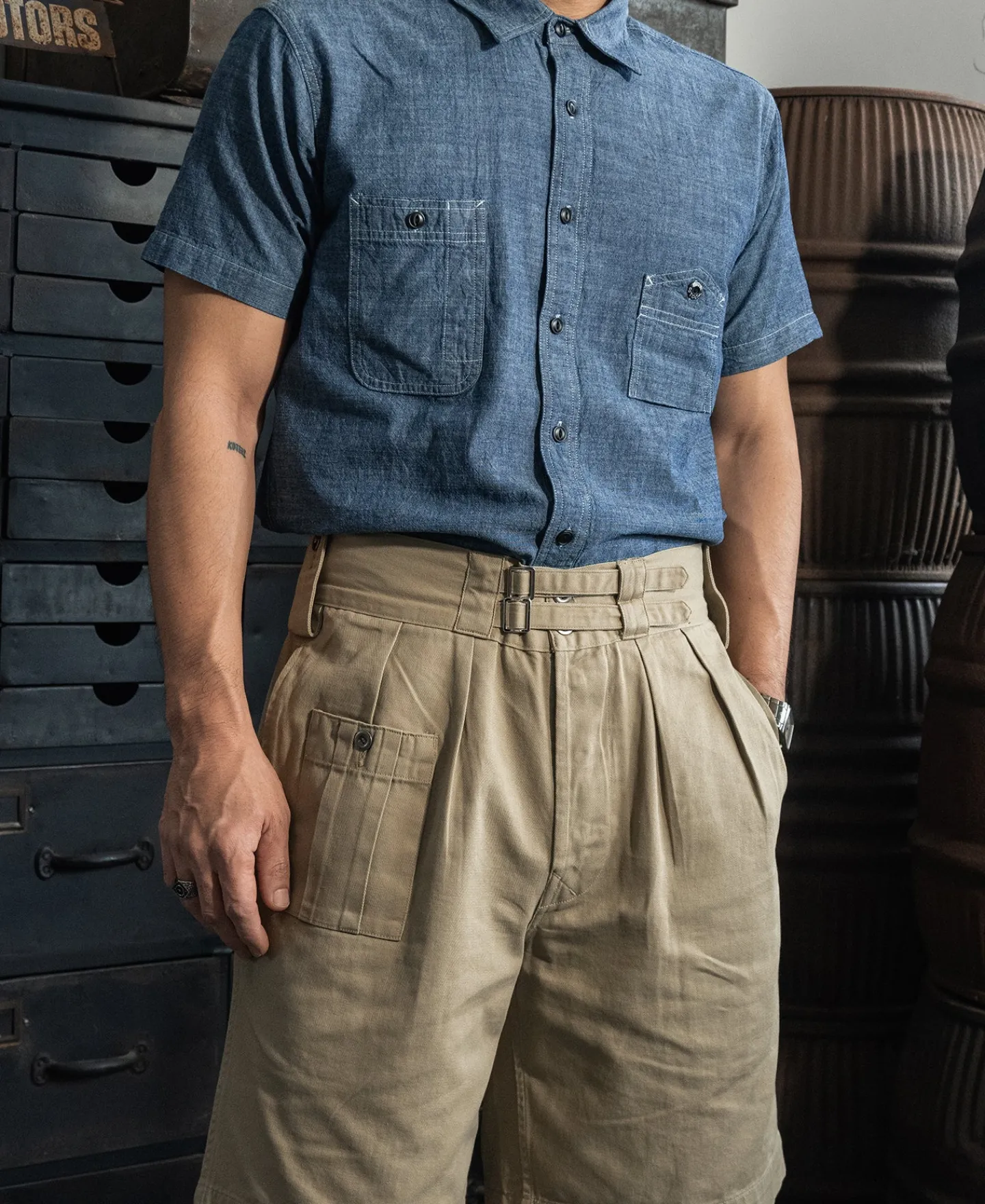 Bronson Mfg 1943 Slub Cotton Chambray Work Shirt> Short Sleeve Shirts