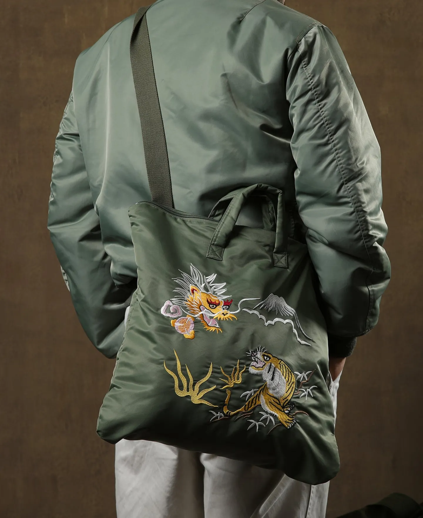 Bronson Mfg Dragon × Tiger Embroidery Flyers Helmet Bag> Bags & Luggage